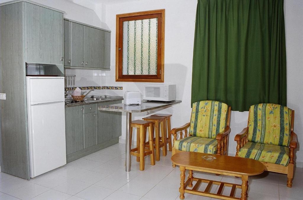 Alhambra Boutique Apartments Playa del Ingles  Oda fotoğraf